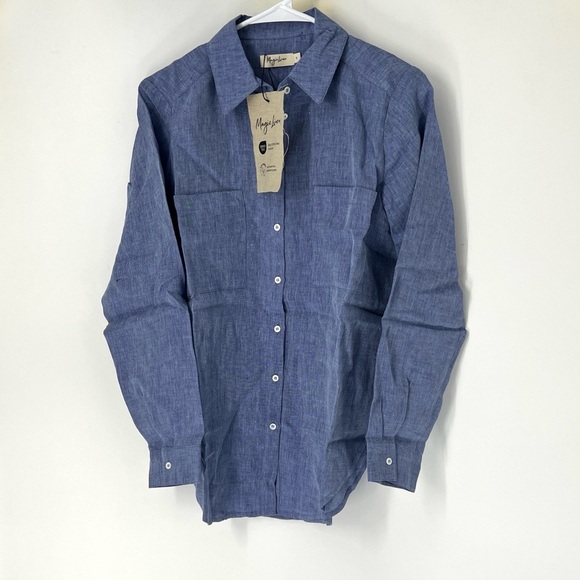 Magic Linen Tops - Magic linen NWT women’s small button down shirt